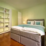 Sea View & Garage - Modern 3br Appartement *