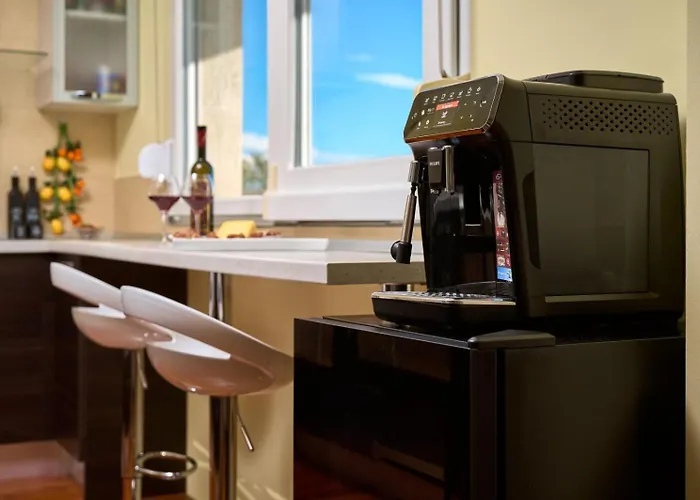 Sea View & Garage - Modern 3br Apartman *